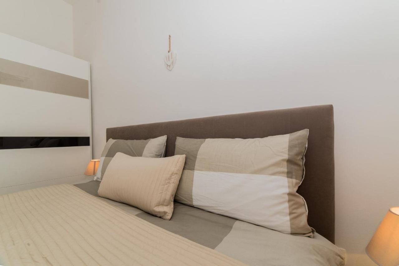 Apartments Djian Vir Exterior photo