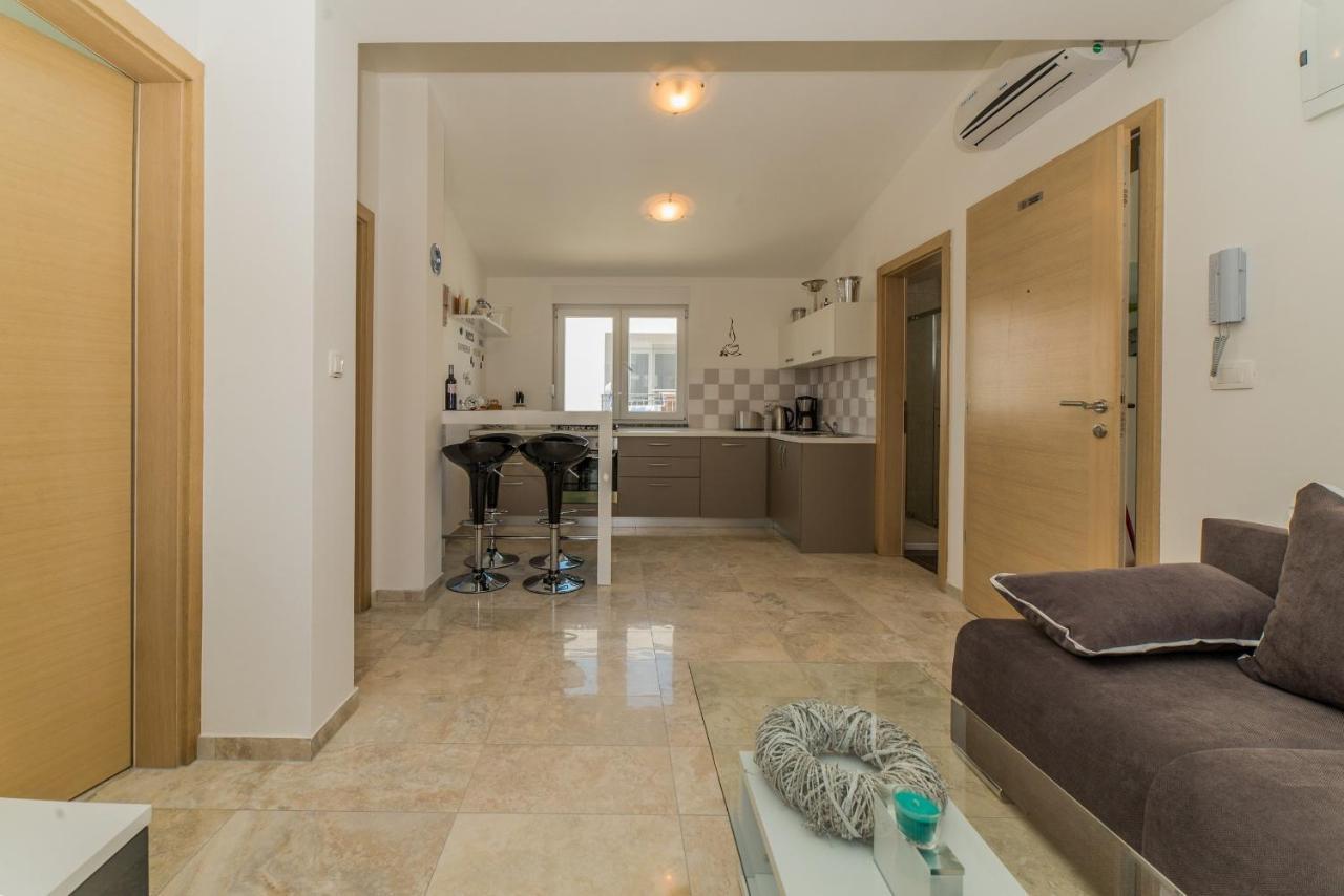 Apartments Djian Vir Exterior photo