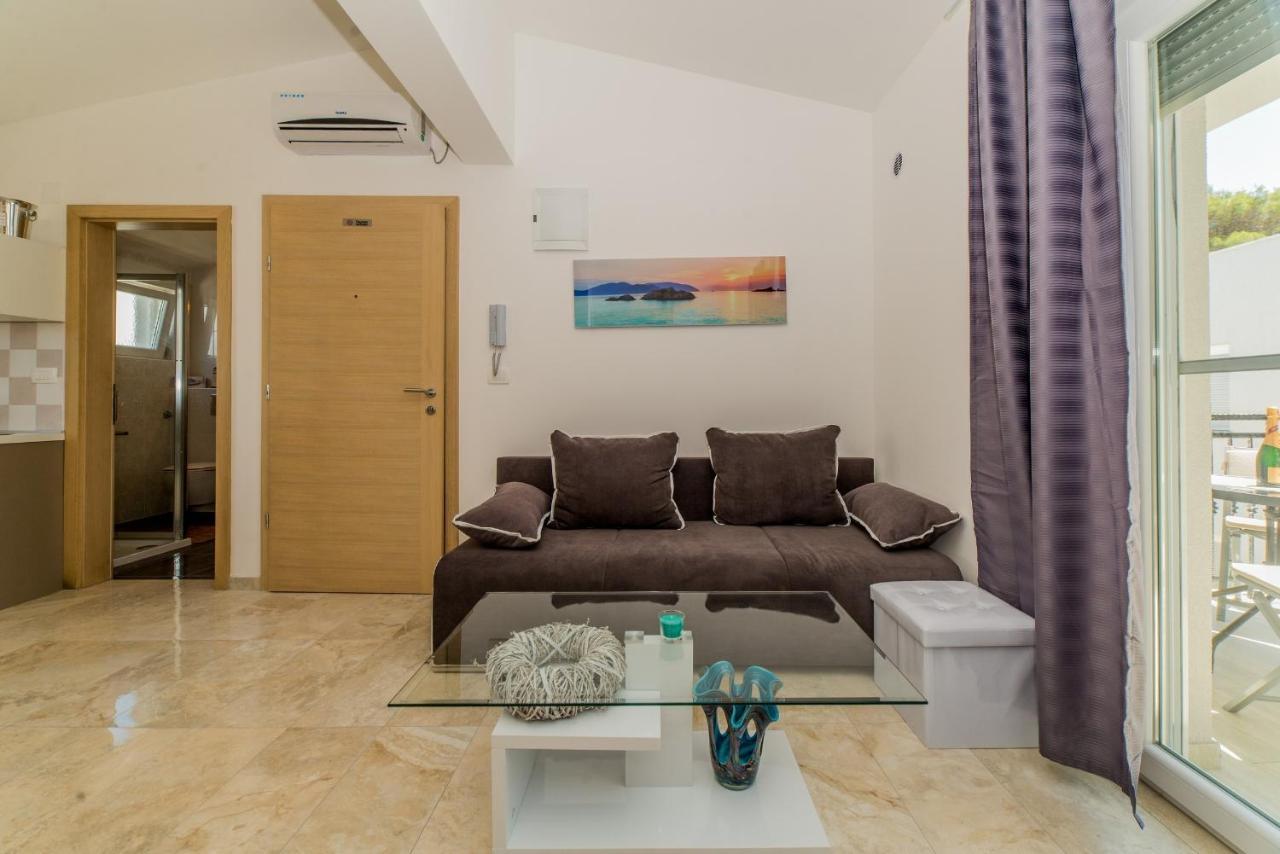 Apartments Djian Vir Exterior photo
