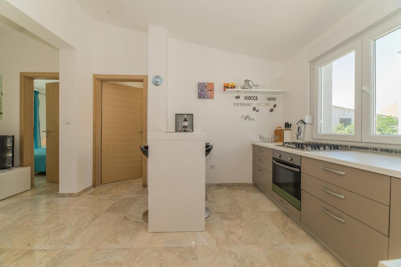 Apartments Djian Vir Exterior photo