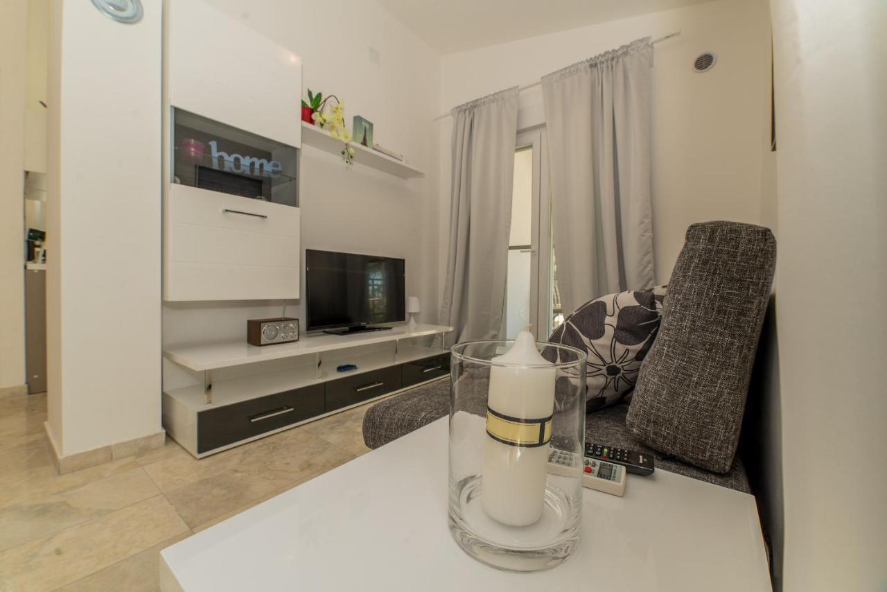Apartments Djian Vir Exterior photo